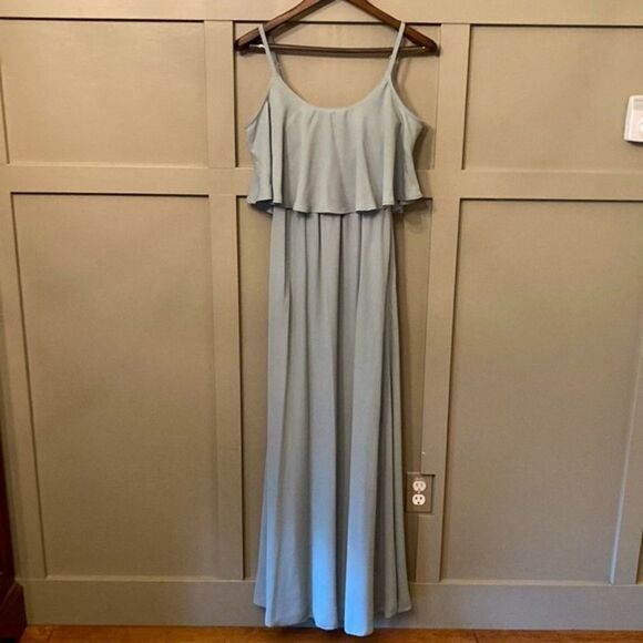 𝅺SHOW Me Your Mumu Caitlin Ruffle Maxi Dress in Silver Sage Crisp Size Small - Picture 3 of 12